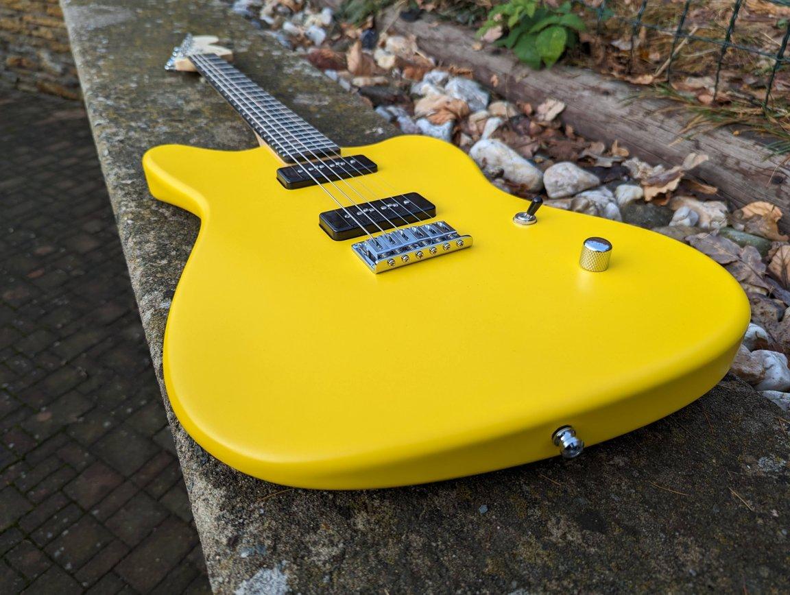 Jazzmaster mahagon & žíhaný javor